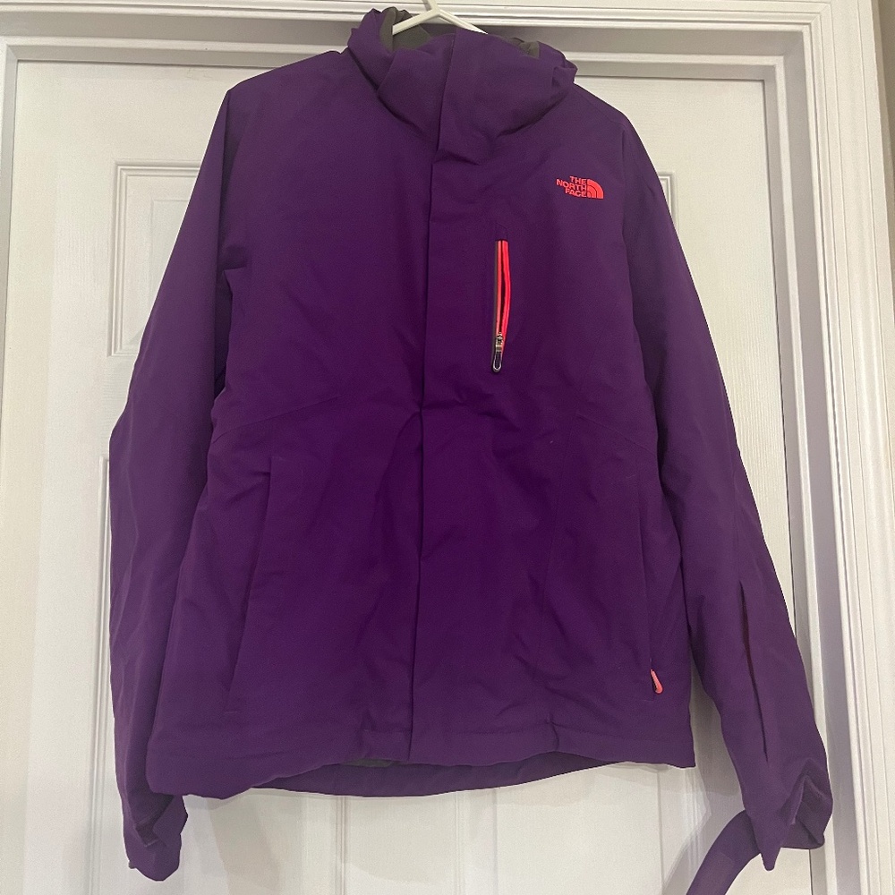 North face jacket.   Women’s xs,  purple
